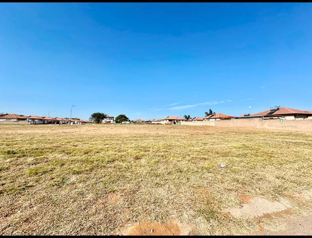 938M² VACANT LAND FOR SALE IN SOUTHERN GATEWAY